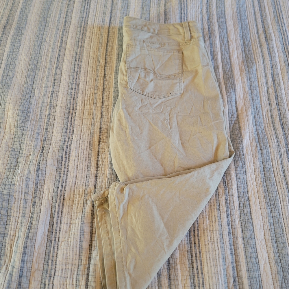 Lee Beige Trousers